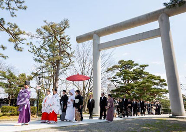 荘内神社