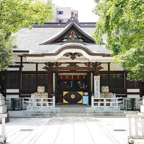 鳥越神社